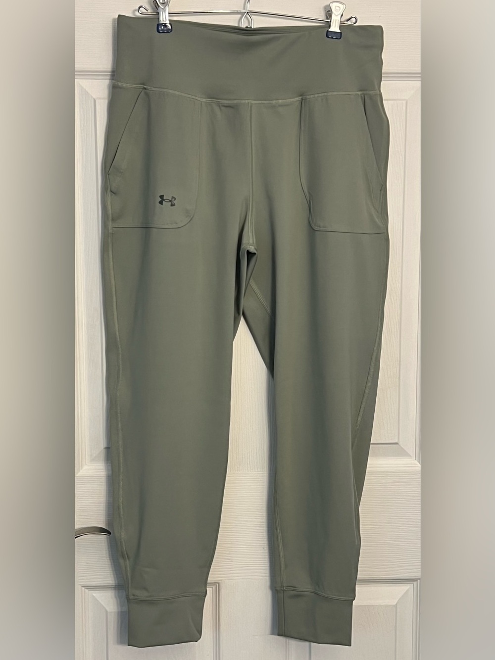 Under Armour Women's Olive Athletic Jogger Leggings